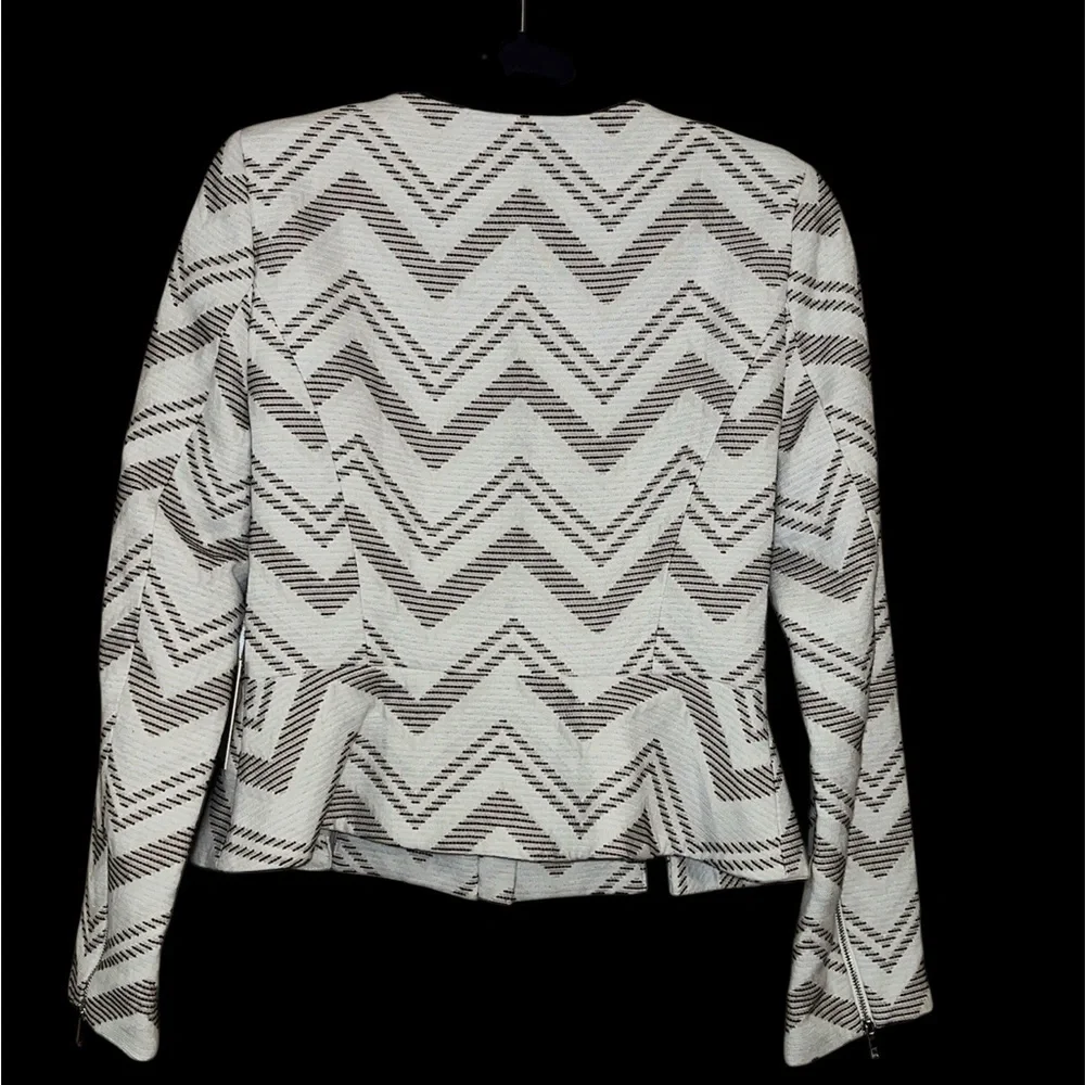 NWT 1. State blazer chevron print zip front peplum medium neutrals career wear